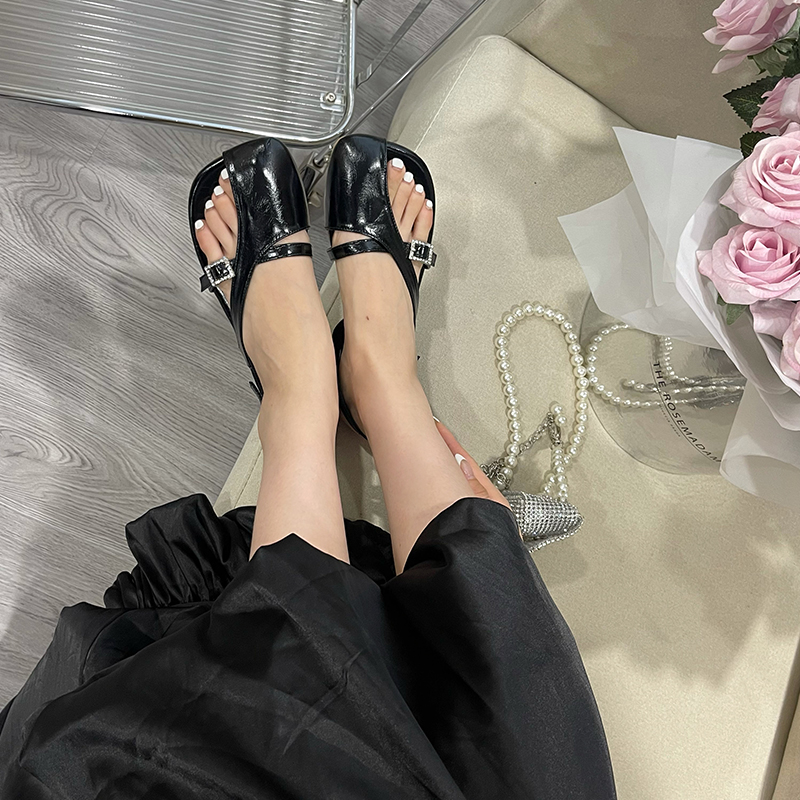 Women's Closed Toe Sandals 2023 New Korean Style Flat Heel Buckle Strap Square Toe Soft Shoes